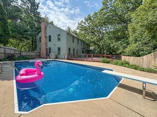 417 Anglesey ROAD, Wales, WI 53183