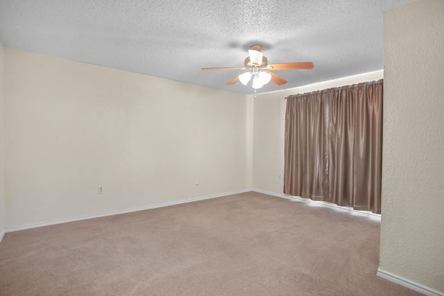 906 N 3rd Street, Brownfield, TX 79316