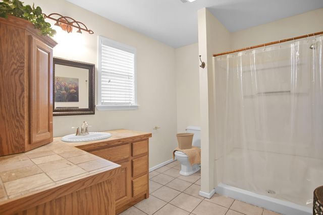 906 N 3rd Street, Brownfield, TX 79316