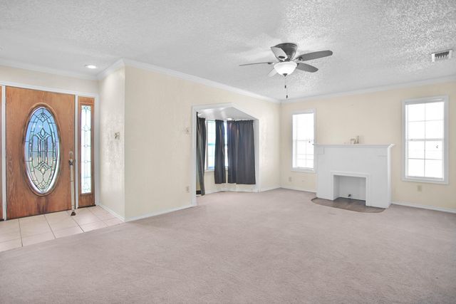 906 N 3rd Street, Brownfield, TX 79316