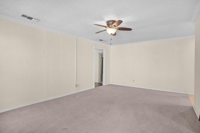 906 N 3rd Street, Brownfield, TX 79316