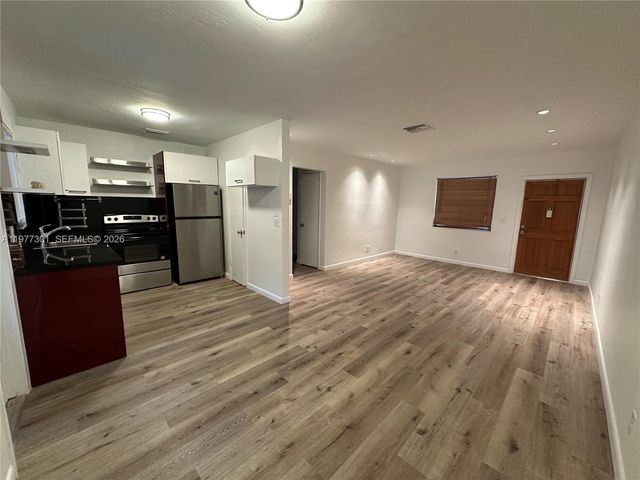 2222 Jackson St 6E, Hollywood, FL 33020