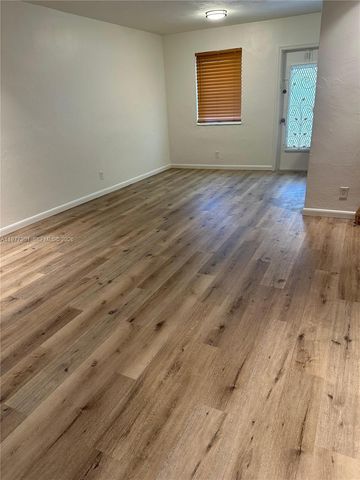 2222 Jackson St 6E, Hollywood, FL 33020