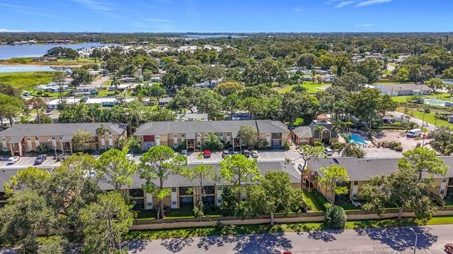 10199 SAILWINDS BOULEVARD S 201, Largo, FL 33773