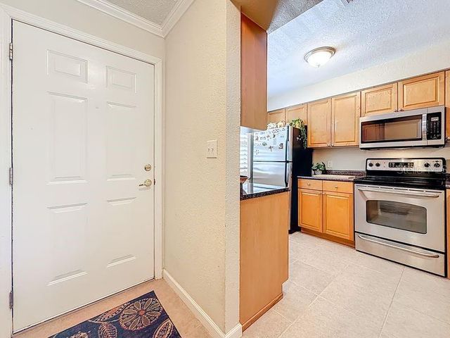 10199 SAILWINDS BOULEVARD S 201, Largo, FL 33773