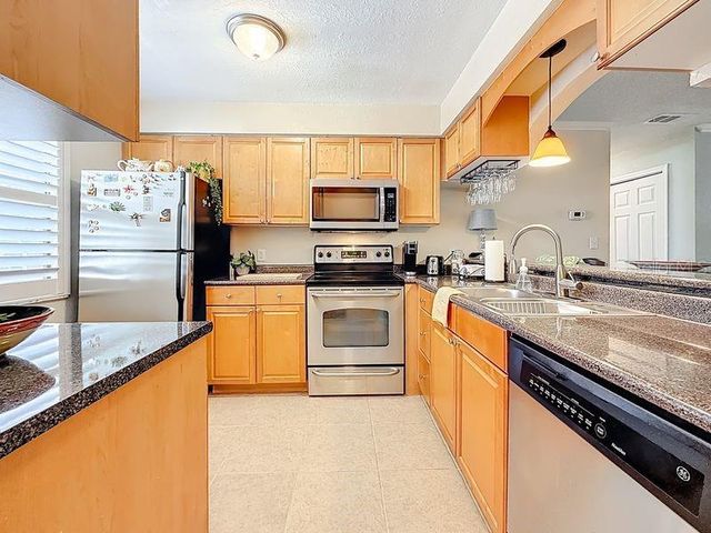 10199 SAILWINDS BOULEVARD S 201, Largo, FL 33773
