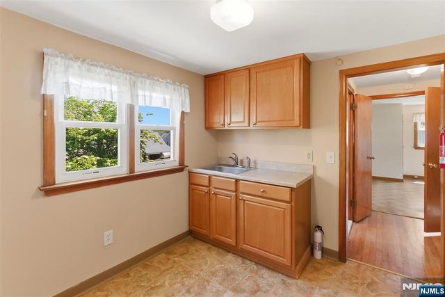 1017 E 27th Street, Paterson, NJ 07513