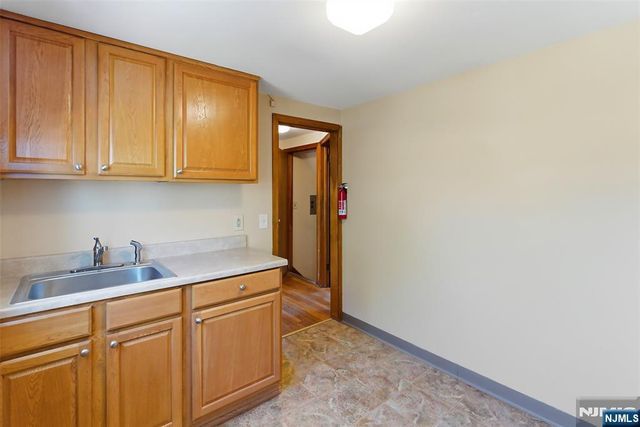 1017 E 27th Street, Paterson, NJ 07513