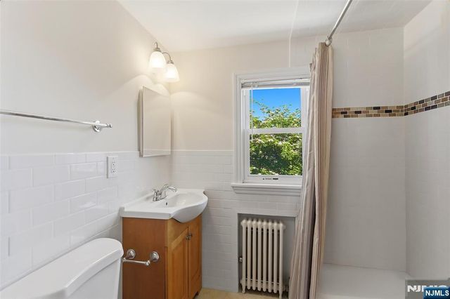 1017 E 27th Street, Paterson, NJ 07513