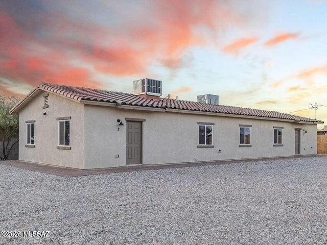 8047 E Escalante Road, Tucson, AZ 85730