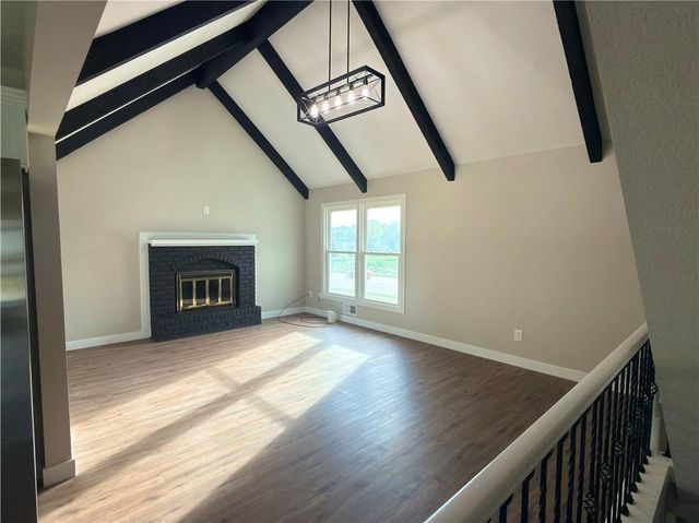 16001 E 30 Street, Independence, MO 64055