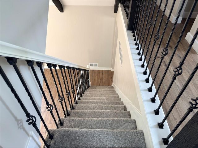 16001 E 30 Street, Independence, MO 64055