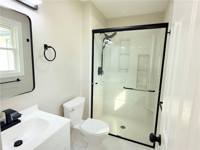 16001 E 30 Street, Independence, MO 64055