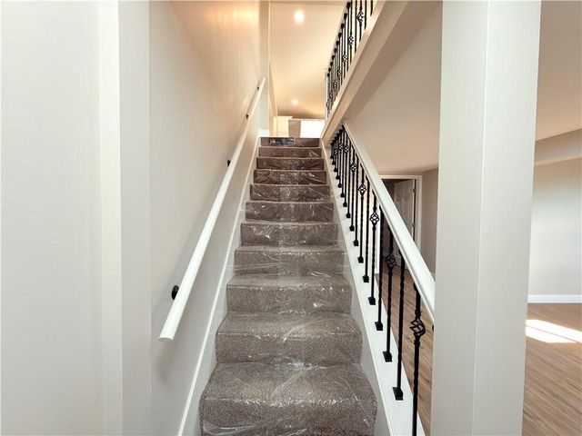16001 E 30 Street, Independence, MO 64055
