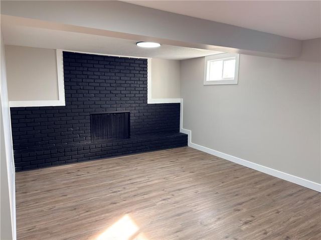 16001 E 30 Street, Independence, MO 64055