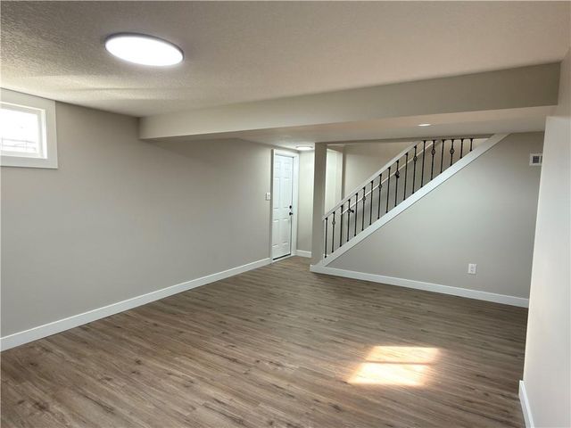 16001 E 30 Street, Independence, MO 64055
