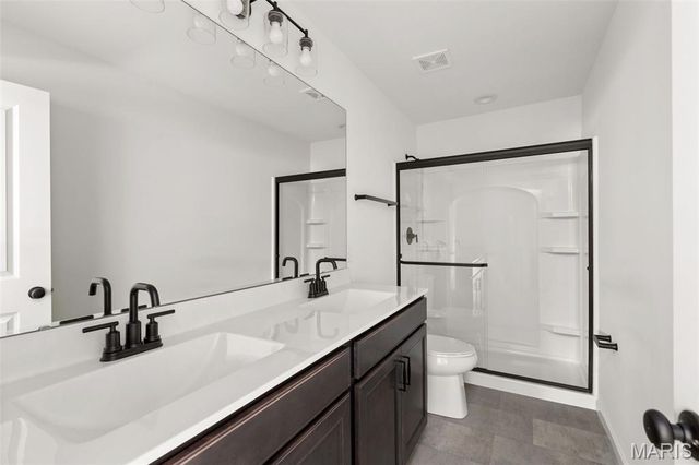 114 Day Lily Lane, Wentzville, MO 63385