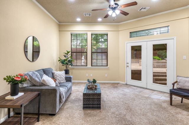 80 Sugar Creek Place, Woodway, TX 76712