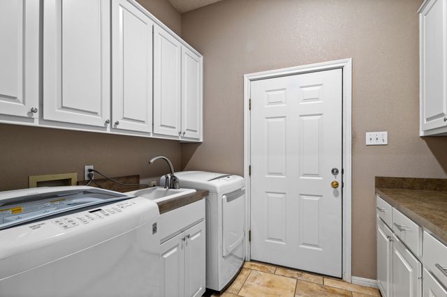80 Sugar Creek Place, Woodway, TX 76712