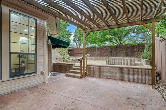 80 Sugar Creek Place, Woodway, TX 76712