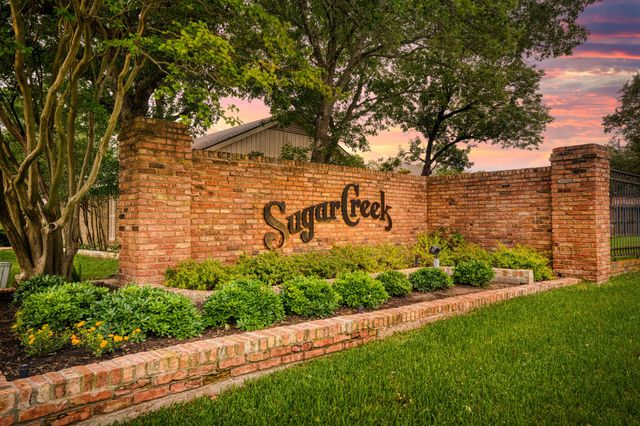 80 Sugar Creek Place, Woodway, TX 76712