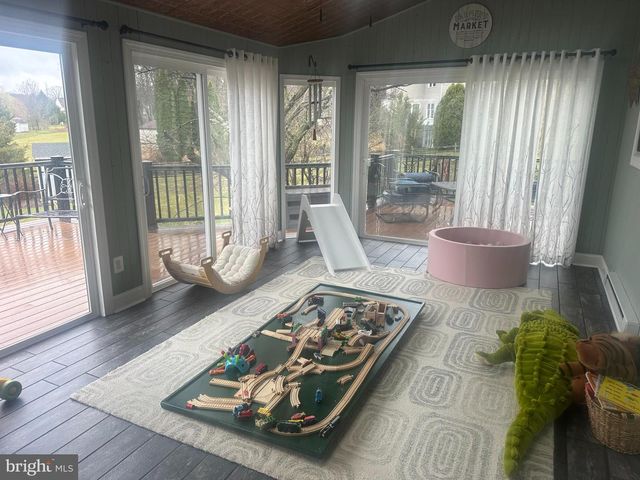 116 BRINKLEY DR, Sellersville, PA 18960