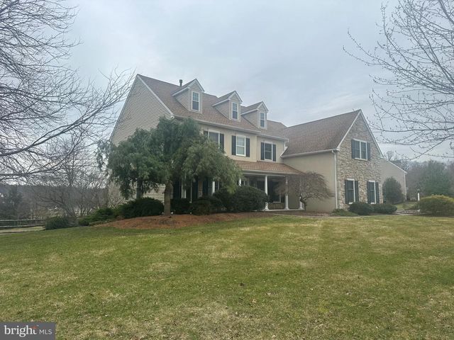 116 BRINKLEY DR, Sellersville, PA 18960