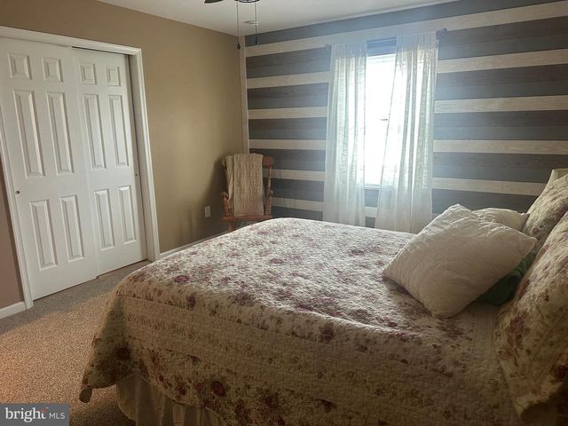 116 BRINKLEY DR, Sellersville, PA 18960