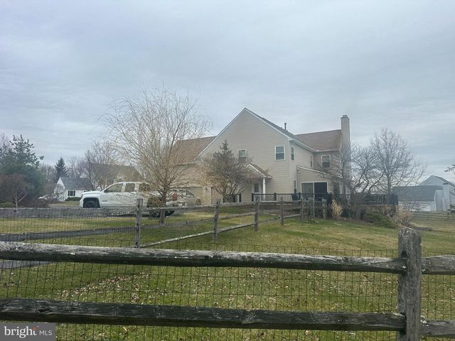 116 BRINKLEY DR, Sellersville, PA 18960