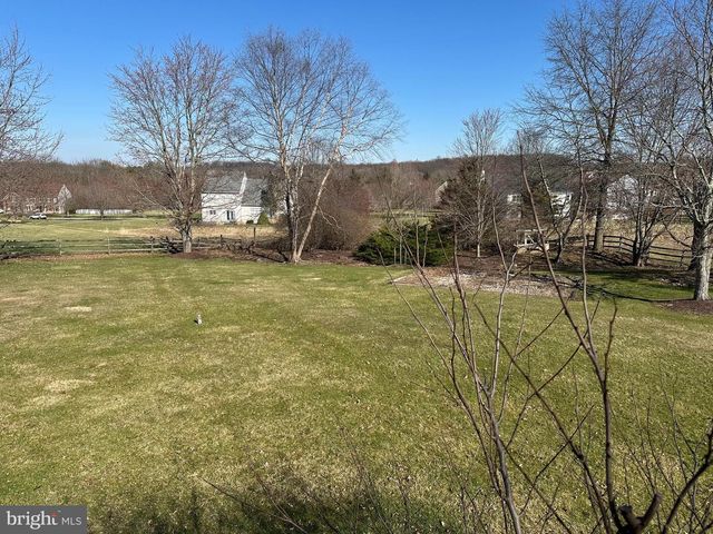 116 BRINKLEY DR, Sellersville, PA 18960