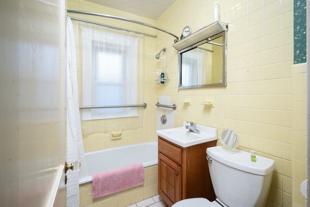 97 Cliff Street, Quincy, MA 02169