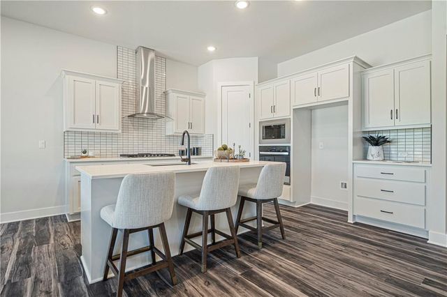 1817 Woodward Circle, Raymore, MO 64083