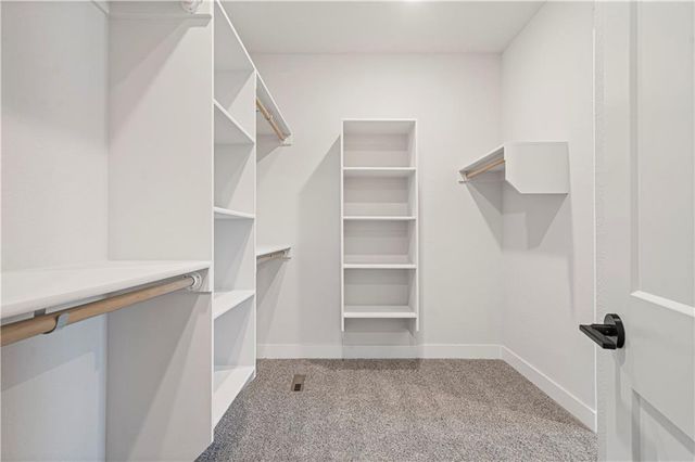 1817 Woodward Circle, Raymore, MO 64083