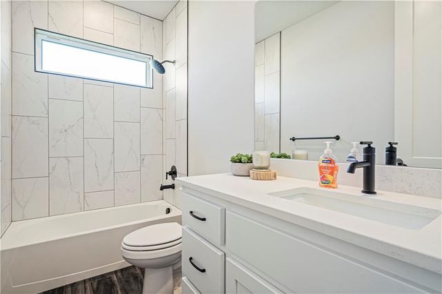 1817 Woodward Circle, Raymore, MO 64083