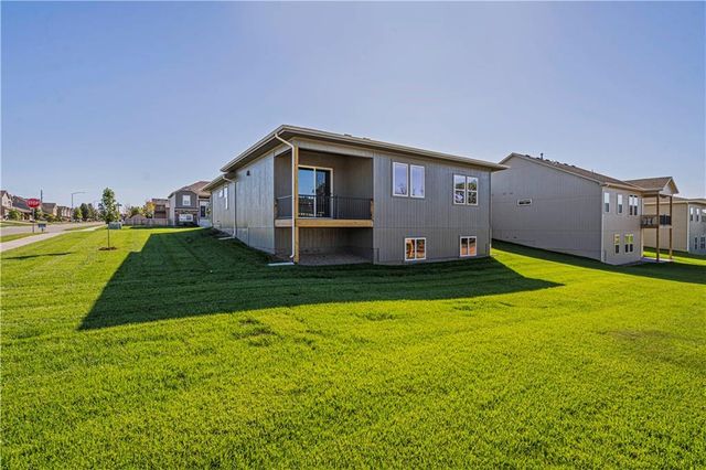 1817 Woodward Circle, Raymore, MO 64083