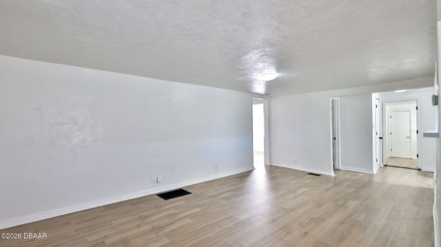 952 Glenwood Street, Daytona Beach, FL 32117