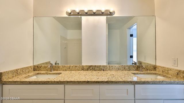 952 Glenwood Street, Daytona Beach, FL 32117