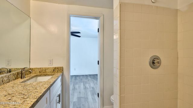 952 Glenwood Street, Daytona Beach, FL 32117