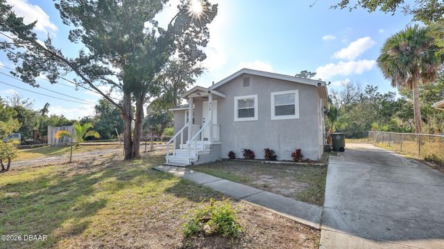 952 Glenwood Street, Daytona Beach, FL 32117
