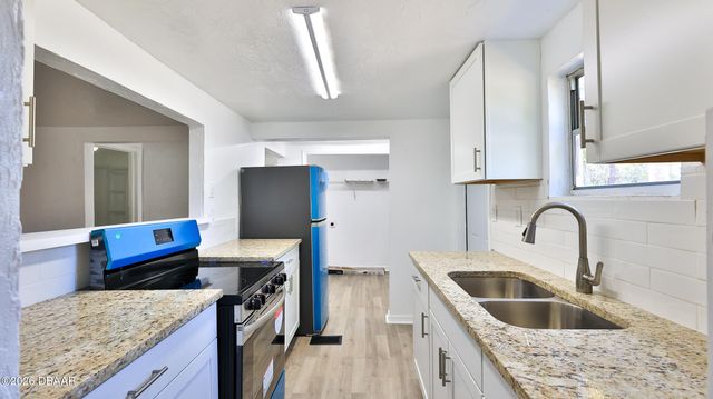 952 Glenwood Street, Daytona Beach, FL 32117