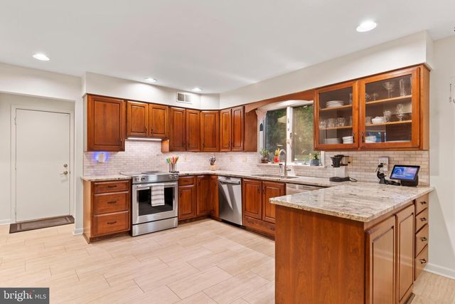 3321 GREEN ST, Harrisburg, PA 17110