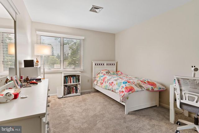 3321 GREEN ST, Harrisburg, PA 17110