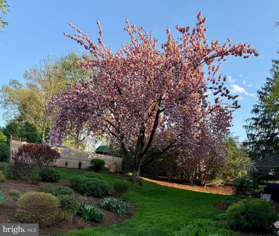 3321 GREEN ST, Harrisburg, PA 17110
