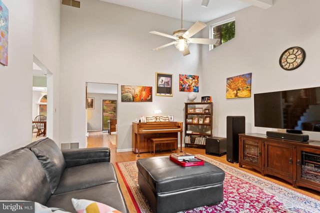 3321 GREEN ST, Harrisburg, PA 17110