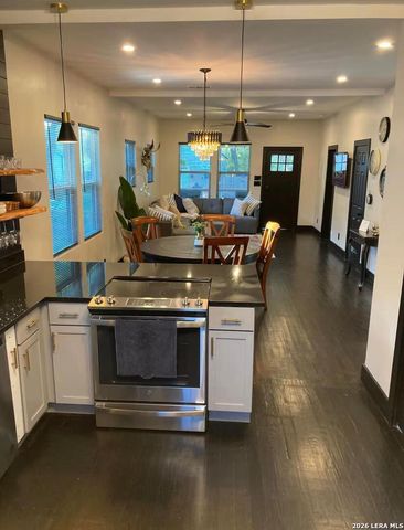 301 E WOODLAWN, San Antonio, TX 78212