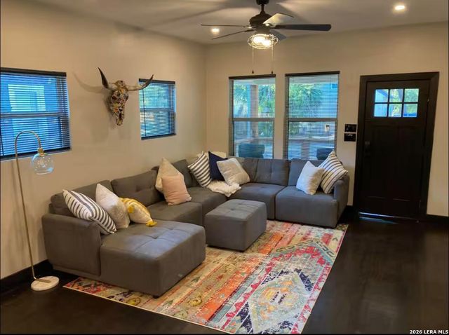 301 E WOODLAWN, San Antonio, TX 78212