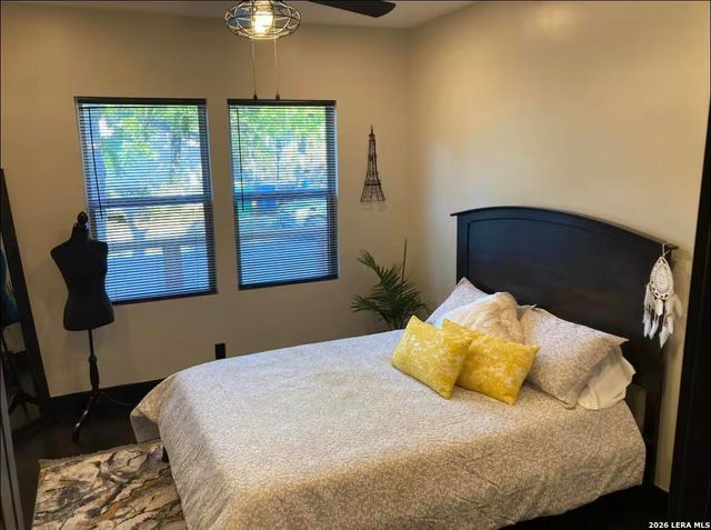 301 E WOODLAWN, San Antonio, TX 78212