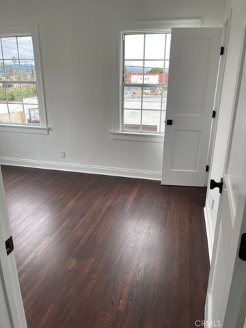 4467 Victoria Park 4467, Los Angeles, CA 90019