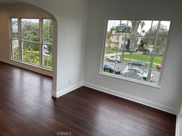 4467 Victoria Park 4467, Los Angeles, CA 90019