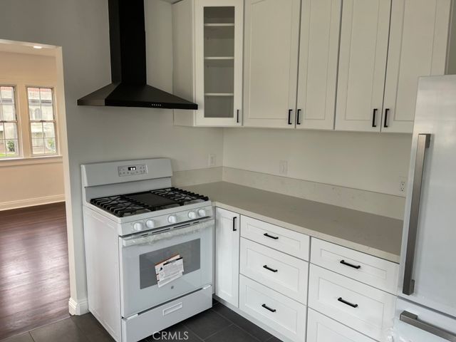 4467 Victoria Park 4467, Los Angeles, CA 90019